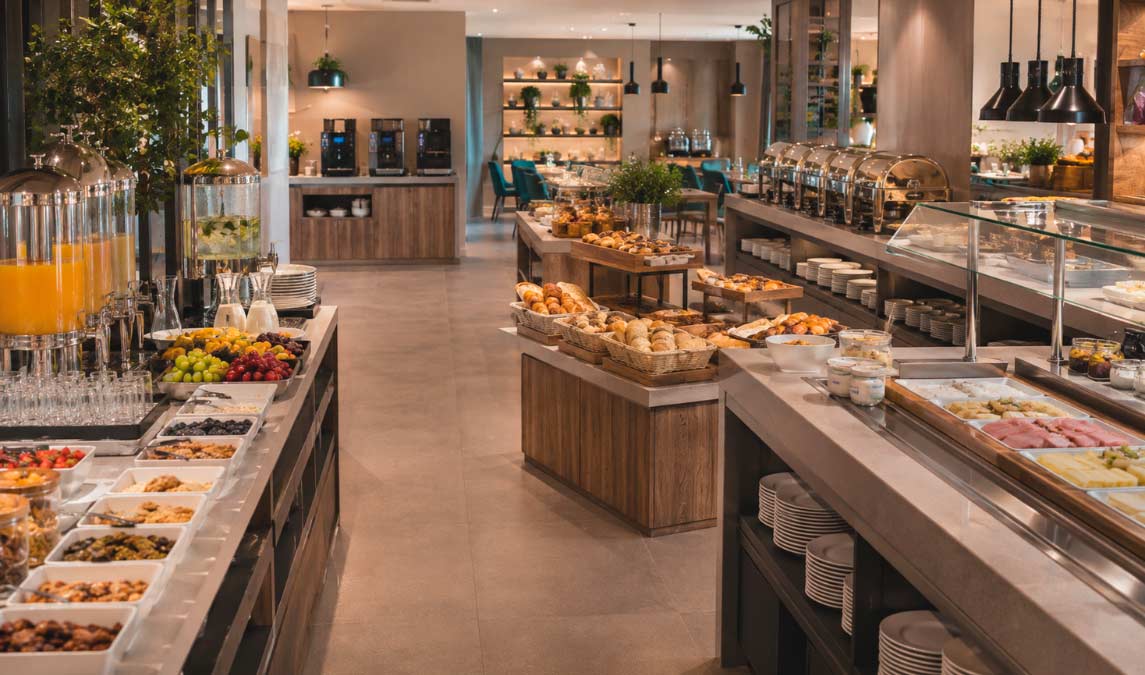 Cómo organizar un desayuno buffet en hotel para ofrecer un servicio más eficiente