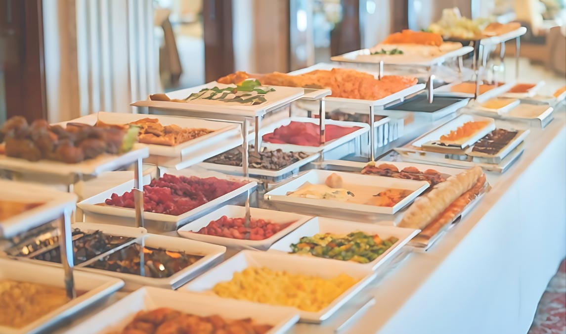 Buffet hotel y presentación de alimentos: claves para mejorar la experiencia