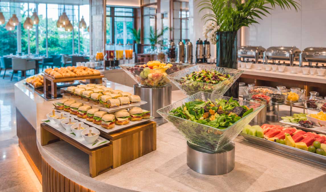 Cómo organizar el buffet en hoteles con buffet libre para mejorar el servicio